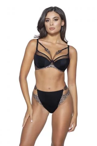 ZOELLE-N-01-N-BRAZILIAN_M8G2188-kopia